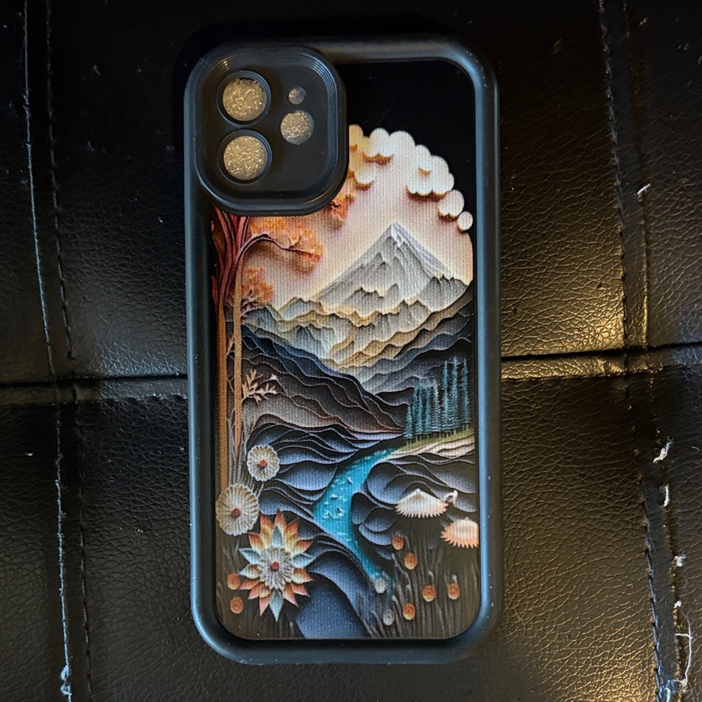 iPhone 12 Case bundle - Picture 8 of 10